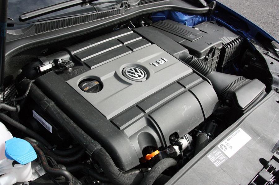  Volkswagen Golf R 2012 года  (фото 96 из 106)